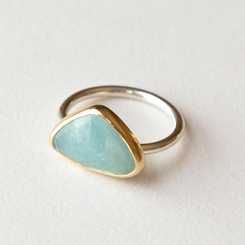 Triangular Aquamarine in 18k Bezel Ring