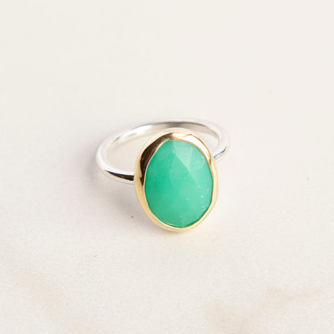 Chrysoprase Ring 18k Gold Bezel