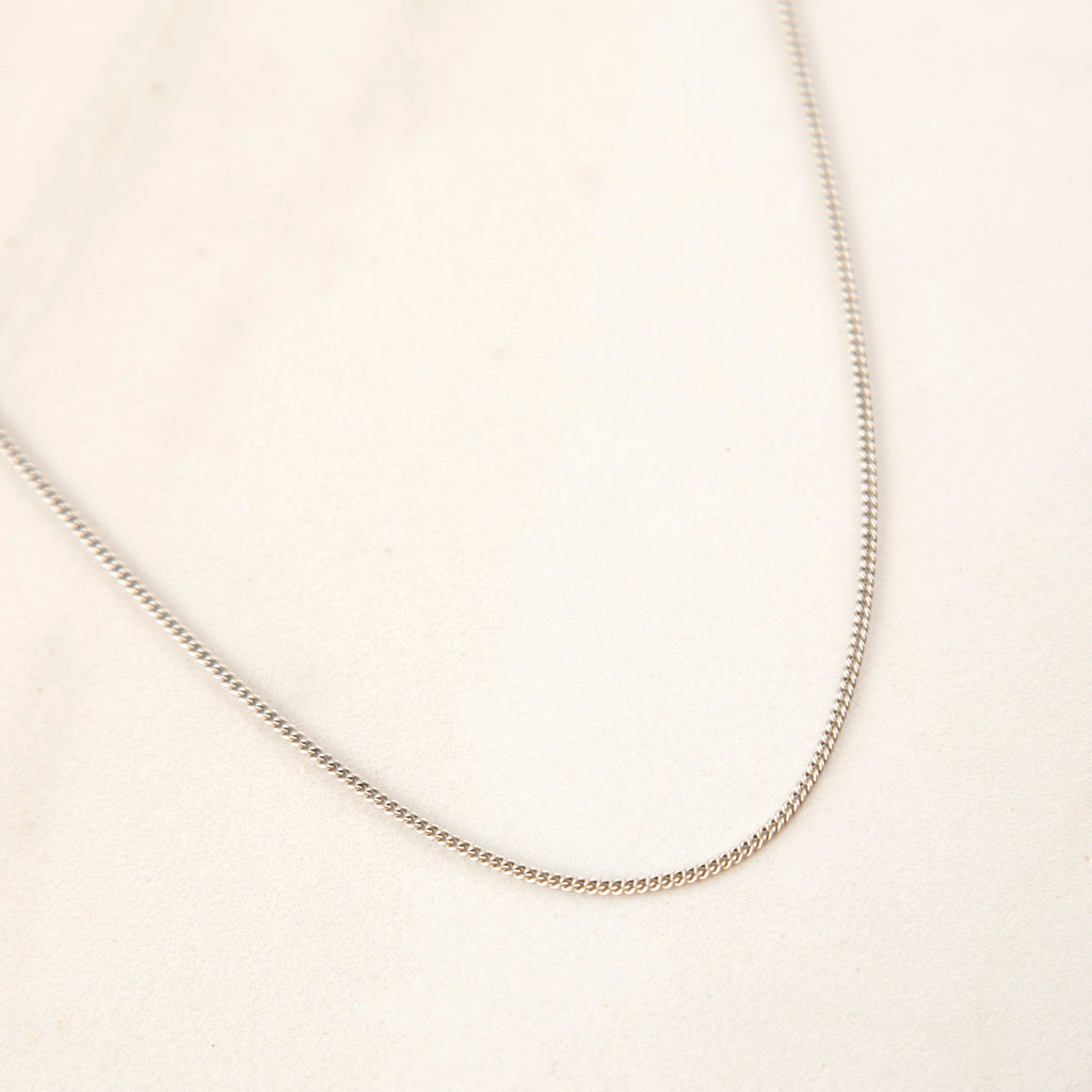 Tiny Curb Chain (Oxidized Silver)